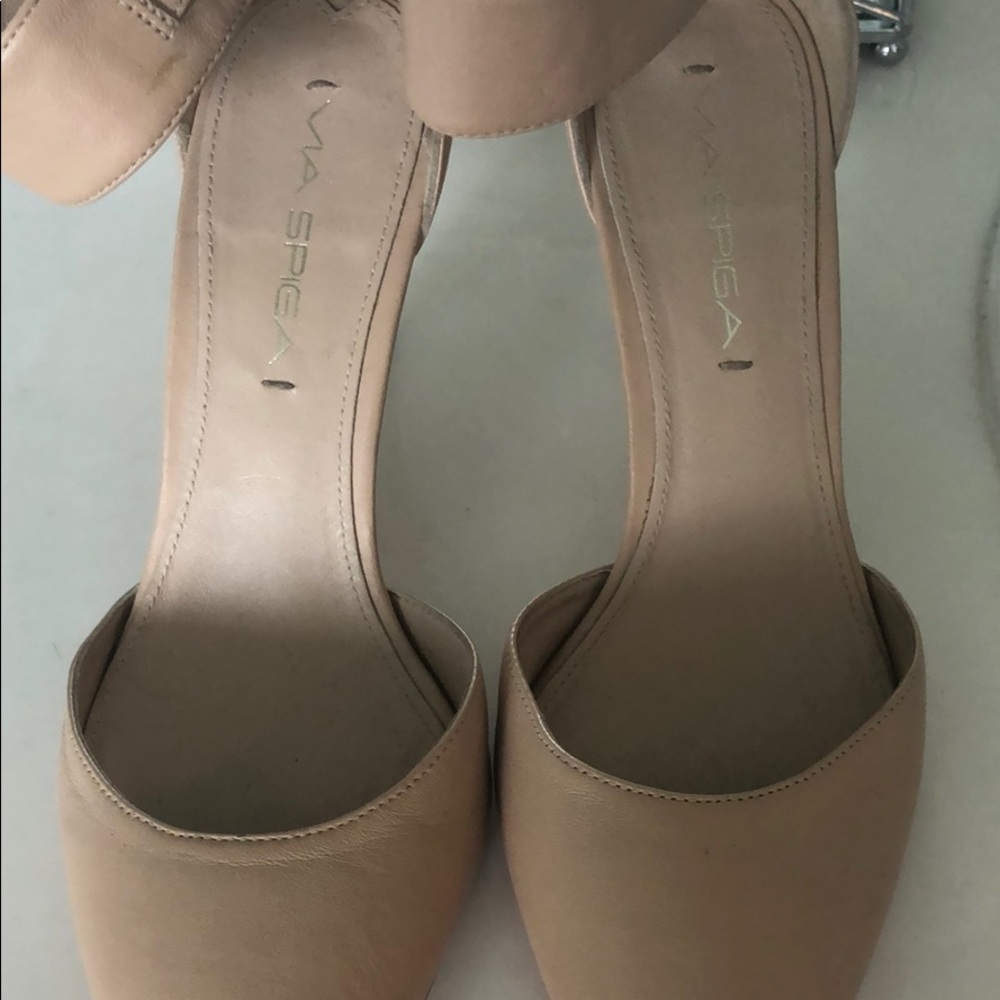 Heels - Picture 2 of 4